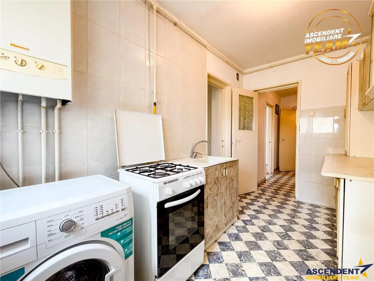 Apartament confortabil,2 camere,etaj 2, zona linistita si accesibila,Simeria,Sfantu Gheorghe - foto 11