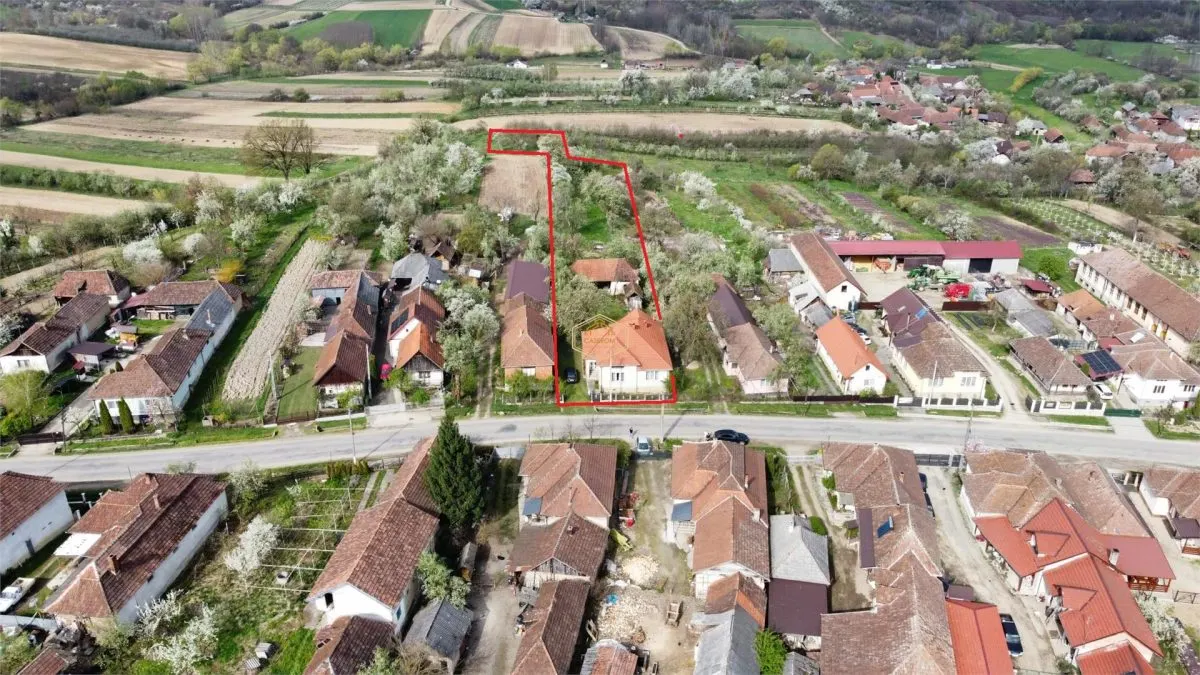 Casa complet mobilata si utilata | Teren 2500 mp | Liniste, natura autentic romanesc - foto 22