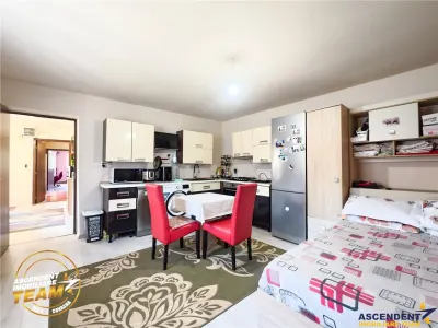 Vrei sa auzi ciripitul pasarilor,sa fii langa izvoarele termale:Casa modern utilata, Valcele, Covasna - foto 14