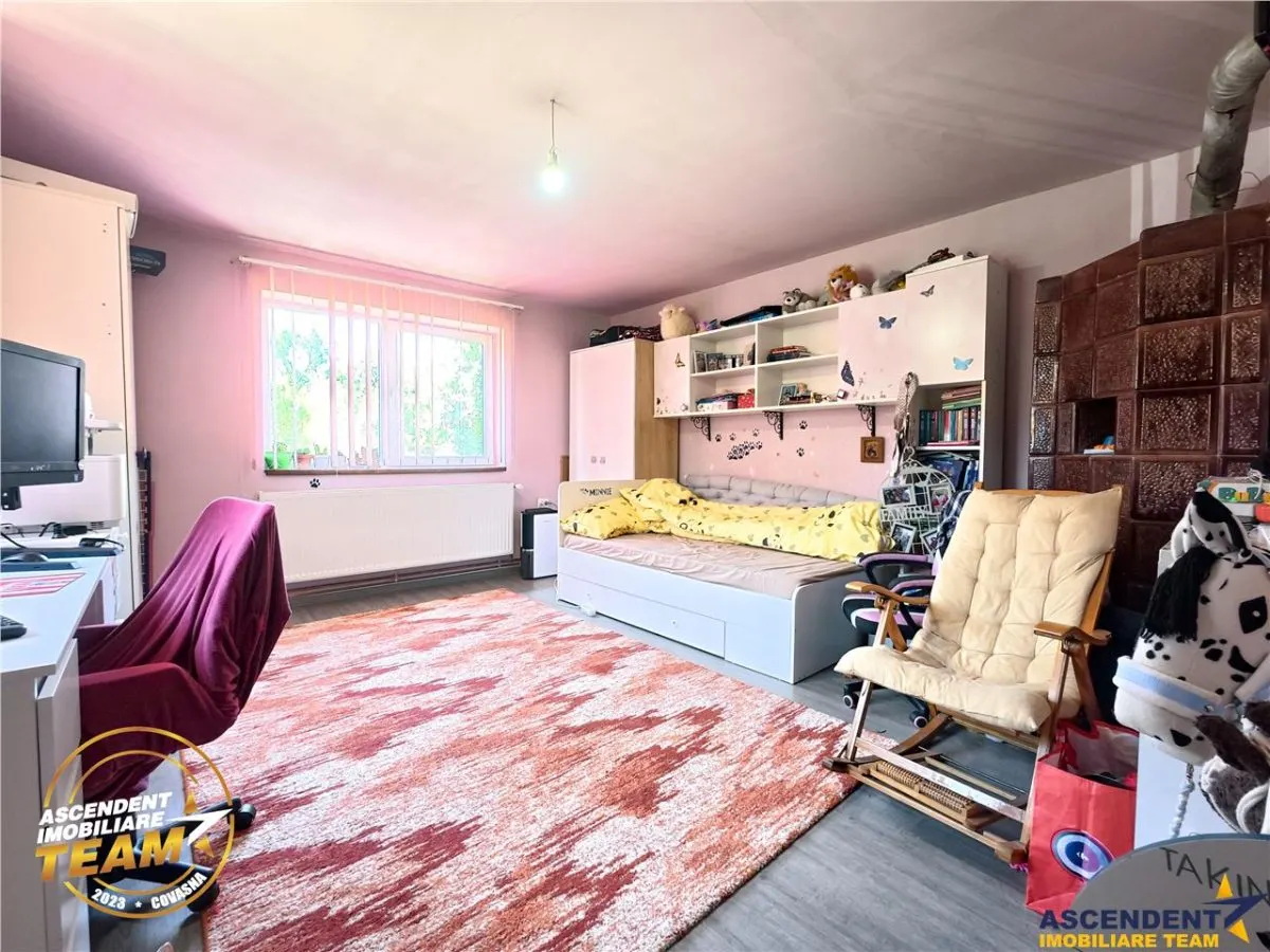 Vrei sa auzi ciripitul pasarilor,sa fii langa izvoarele termale:Casa modern utilata, Valcele, Covasna - foto 7