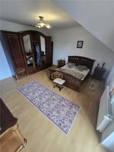 Proprietate rara | Casa cu 4 camere si teren 1.460 mp | Lucian Blaga - foto 8