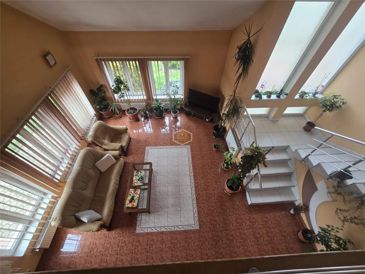 Proprietate rara | Casa cu 4 camere si teren 1.460 mp | Lucian Blaga - foto 9