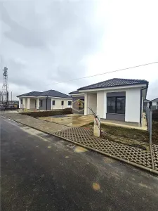 Casa 4 camere | Complet finisata | Teren 420 mp - Satu Mare