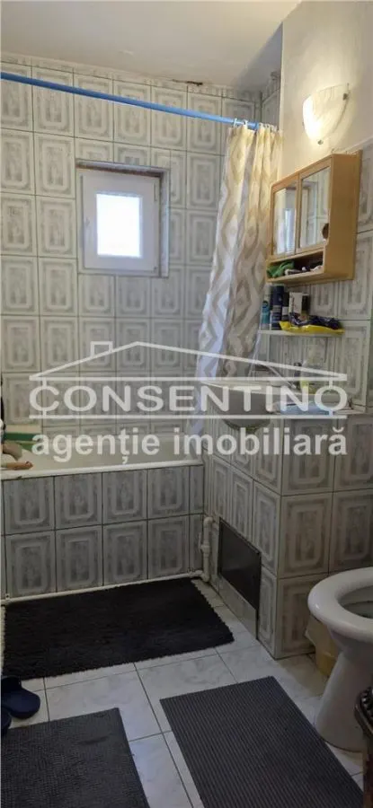 Se vinde apartament cu 2 camere , Brosteni , la etajul 3 - foto 6