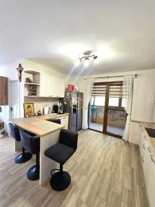 Etaj 1 | Apartament 3 camere | Mobilat si Utilat | Odobescu - Satu Mare