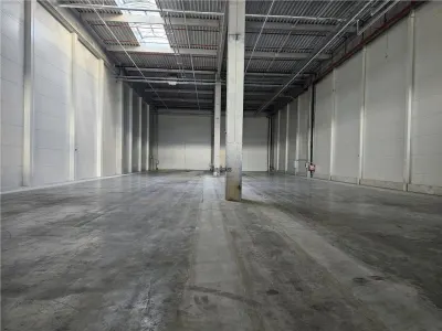 Spatiu Industrial - 1500 mp - Productie - Depozitare - Distributie - foto 7
