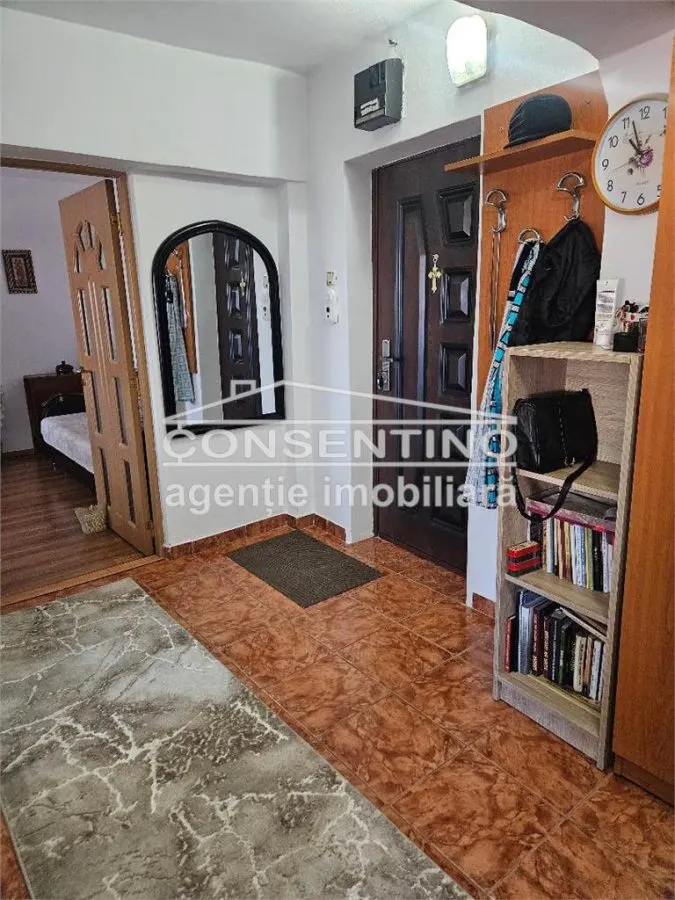 Se vinde imobil cu 2 camere, confort1 , pe str. Spiru Haret -VILE - foto 3