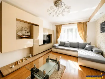 Apartament luminos cu 2 camere decomandate, Rasnov, Brasov. - Rasnov
