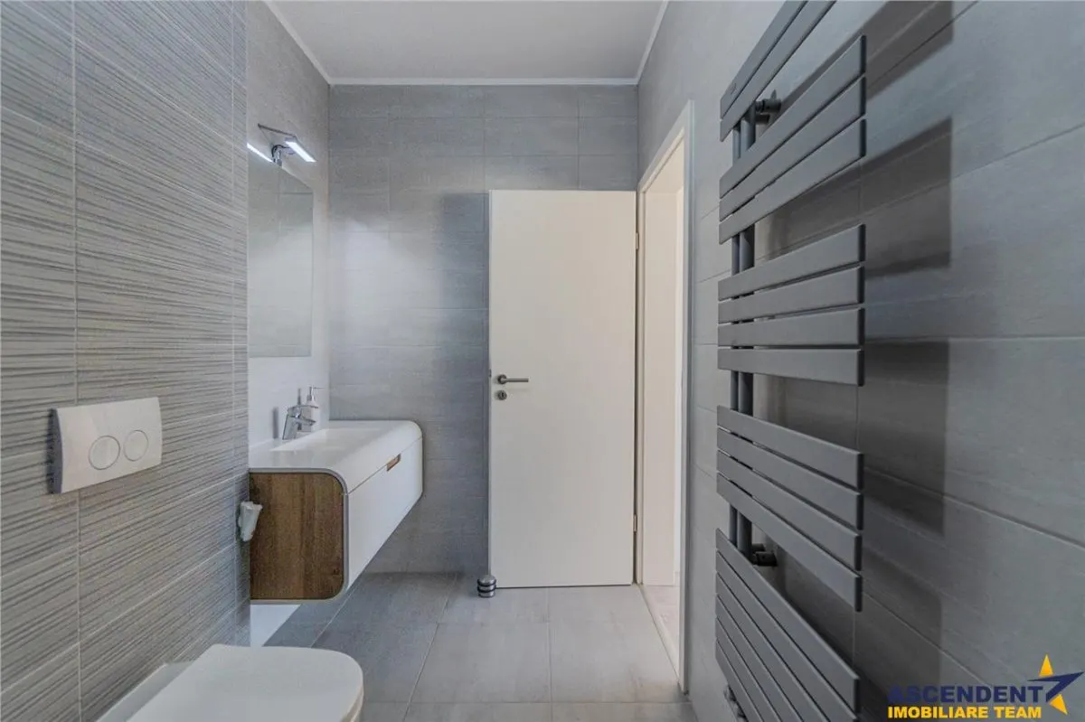 FILM&3D! Penthouse spatios,luminos,terasa generoasa,Maurer,Tractorul,Brasov. - foto 6