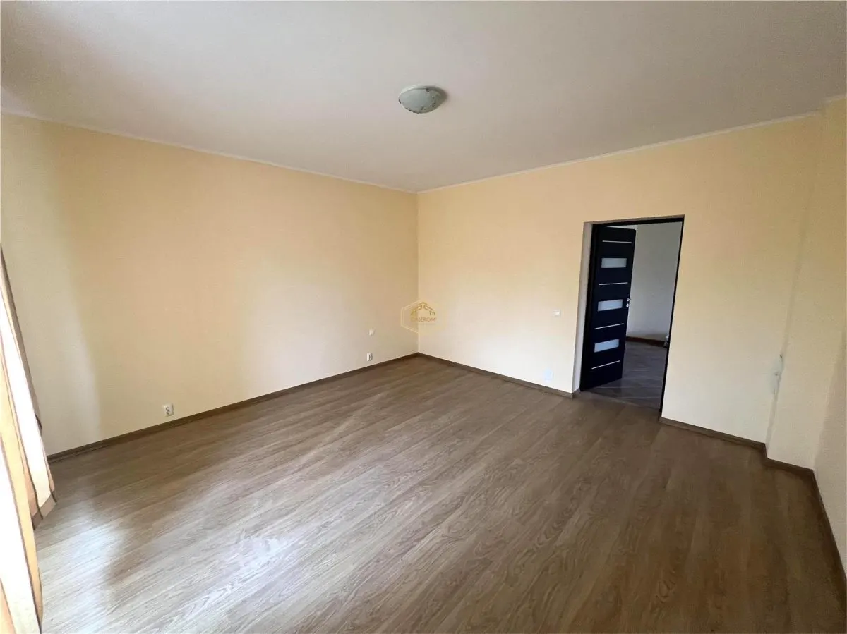 Casa cu 3 camere, renovata integral | Teren 5.000 mp | Borlesti - foto 16