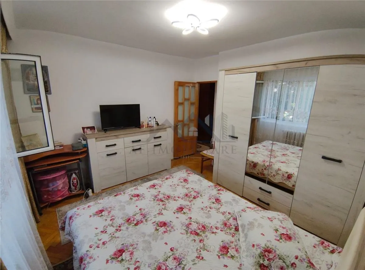 Apartament 3 camere CUG zona Tudor Neculai - foto 1