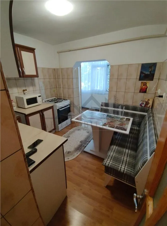 Apartament 3 camere CUG zona Tudor Neculai - foto 7