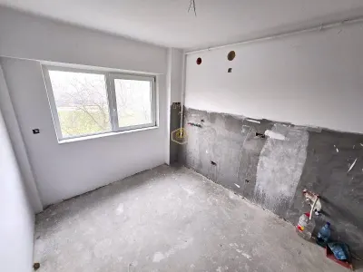 Apartament 4 camere | Str. Lalelei | Micro 16 - foto 10