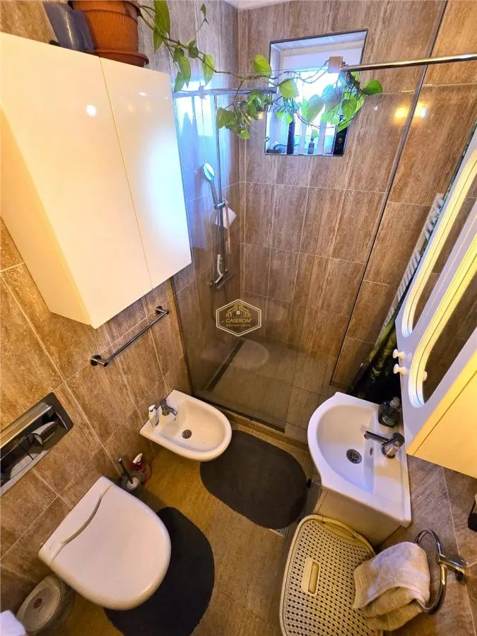 VIDEO | Domeniu privat la Padurea Noroieni | Vila D + P + M cu 9 camere | Curte, foisor, jacuzzi - foto 22