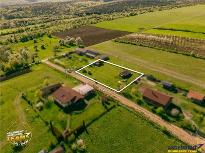 Cauti liniste aproape de oras? Teren 1.500 mp cu casuta in Calnic, Covasna - foto 3