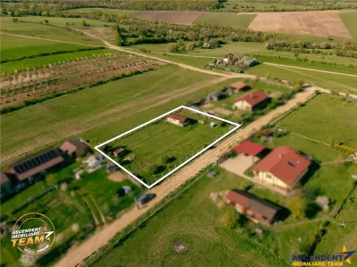 Cauti liniste aproape de oras? Teren 1.500 mp cu casuta in Calnic, Covasna - foto 5