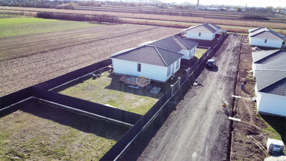 Video | Casa Noua cu 4 camere | Teren 503 mp - foto 1