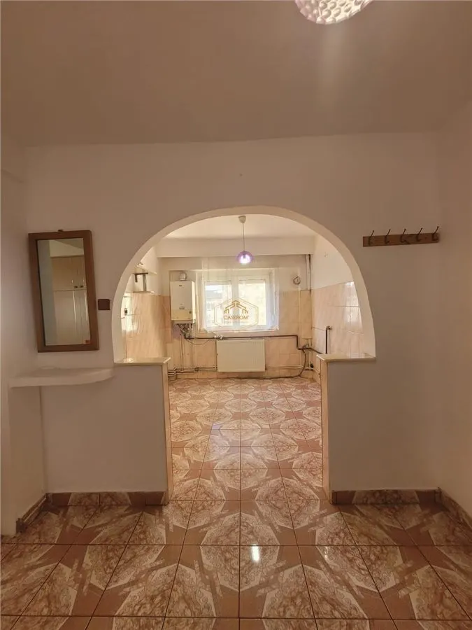 Apartament cu 3 camere langa Liceul Nr. 7 | Micro16 - foto 11