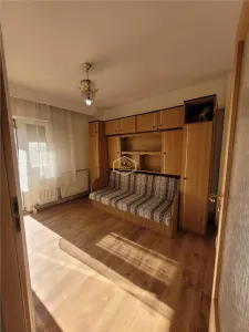 Apartament cu 3 camere langa Liceul Nr. 7 | Micro16 - foto 16