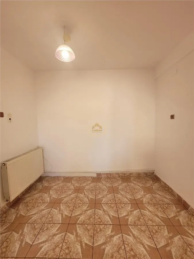 Apartament cu 3 camere langa Liceul Nr. 7 | Micro16 - foto 7