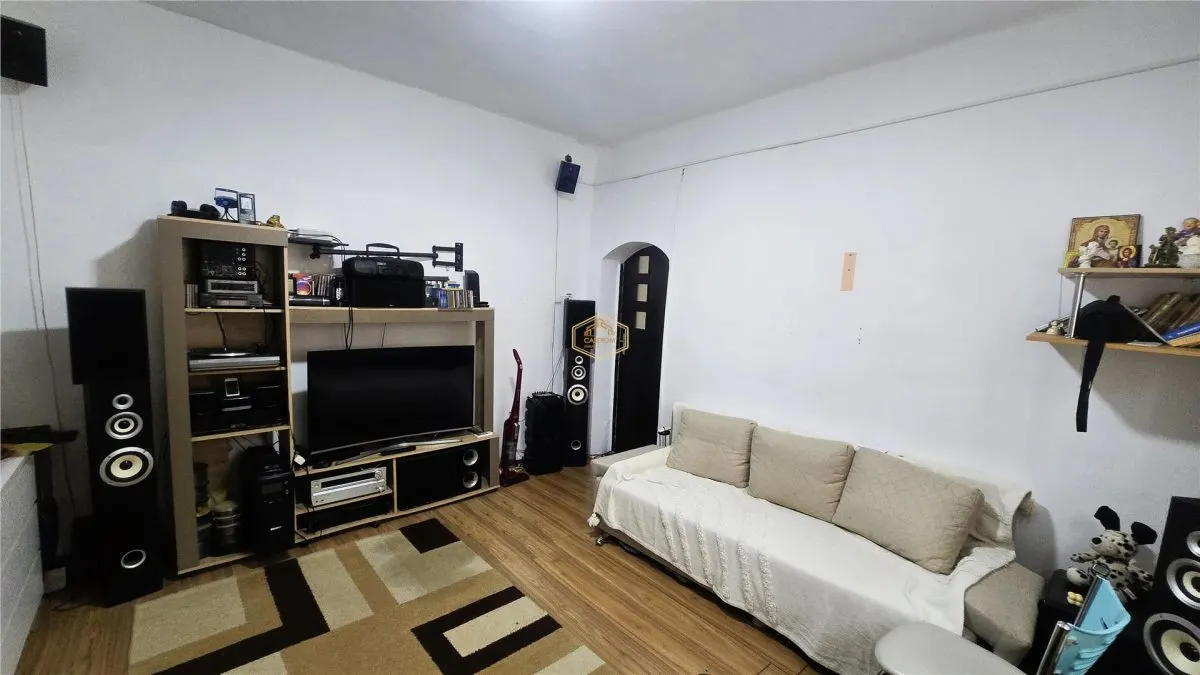 VIDEO | Casa cu 4 camere, terasa si dublu acces | Soarelui, langa Unio - foto 9