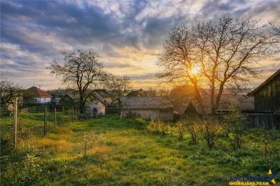 Teren roditor de peste 1.000mp cu casa traditionala, Sanzaieni, Covasna - foto 2
