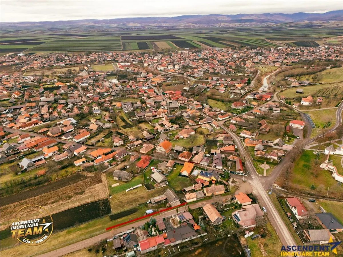 Teren roditor de peste 1.000mp cu casa traditionala, Sanzaieni, Covasna - foto 8