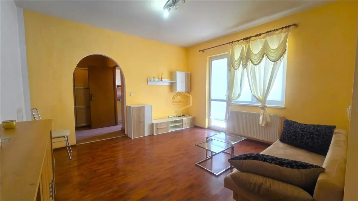 Centru - Apartament luminos cu 2 camere pe Calea Traian - foto 3