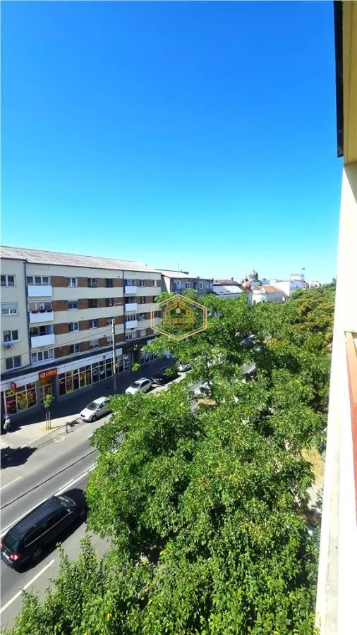 Centru - Apartament luminos cu 2 camere pe Calea Traian - foto 7