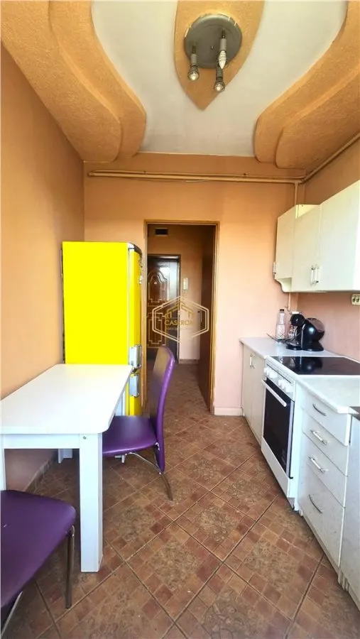 Centru - Apartament luminos cu 2 camere pe Calea Traian - foto 10
