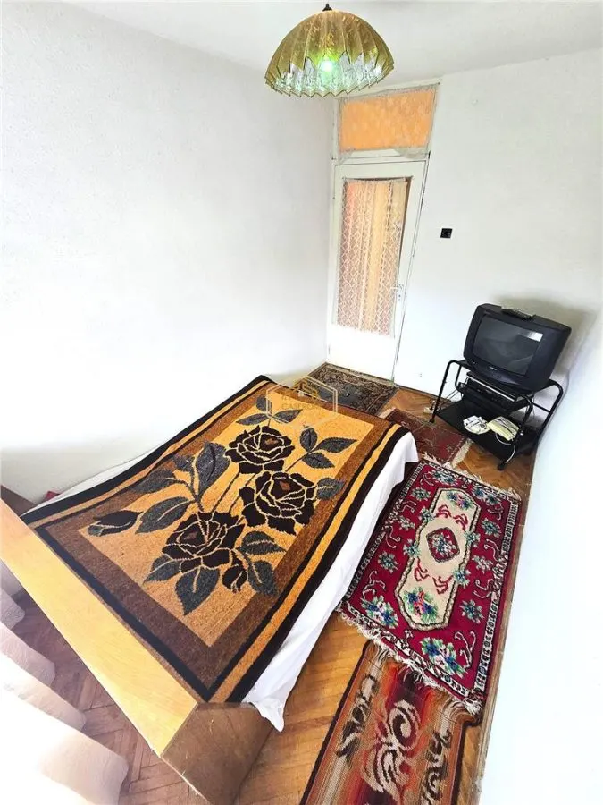Video | Apartament cu 3 camere decomandate | Micro 17 | Strada Brasov - foto 10
