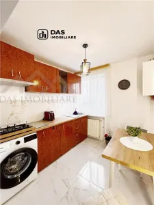2 camere decomandat,cu loc de parcare , zona ultracentrala - Baia Mare