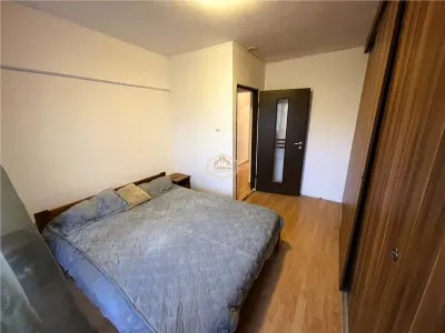 Vezi Video | Apartament cu 3 camere langa Liceul Nr. 7 | Micro 16 - foto 5