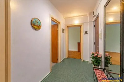 Distinctiv apartament, decomandat, 3camere, boxa, loc parcare, Central, Brasov - foto 4