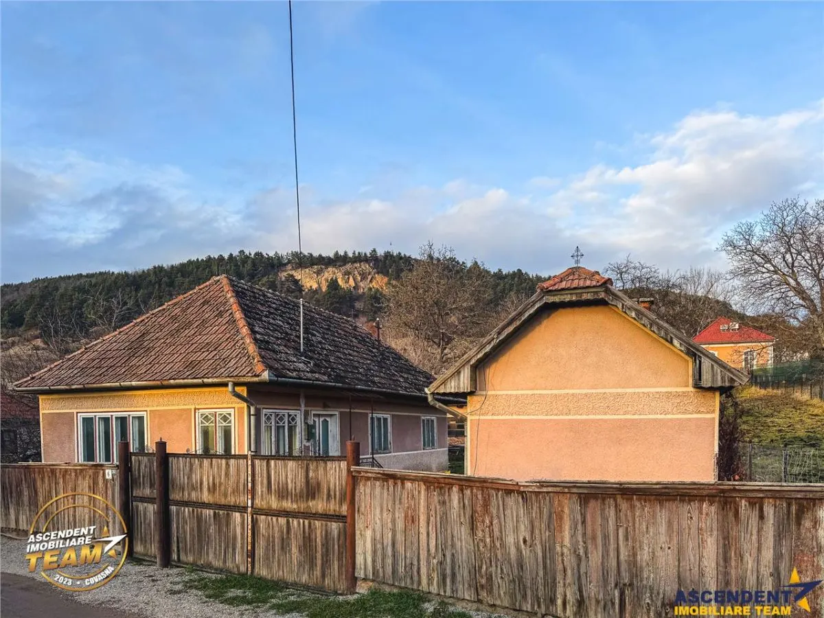 Casa rustica, cu teren roditor de peste 1.000mp, Sanzaieni, Covasna - foto 13