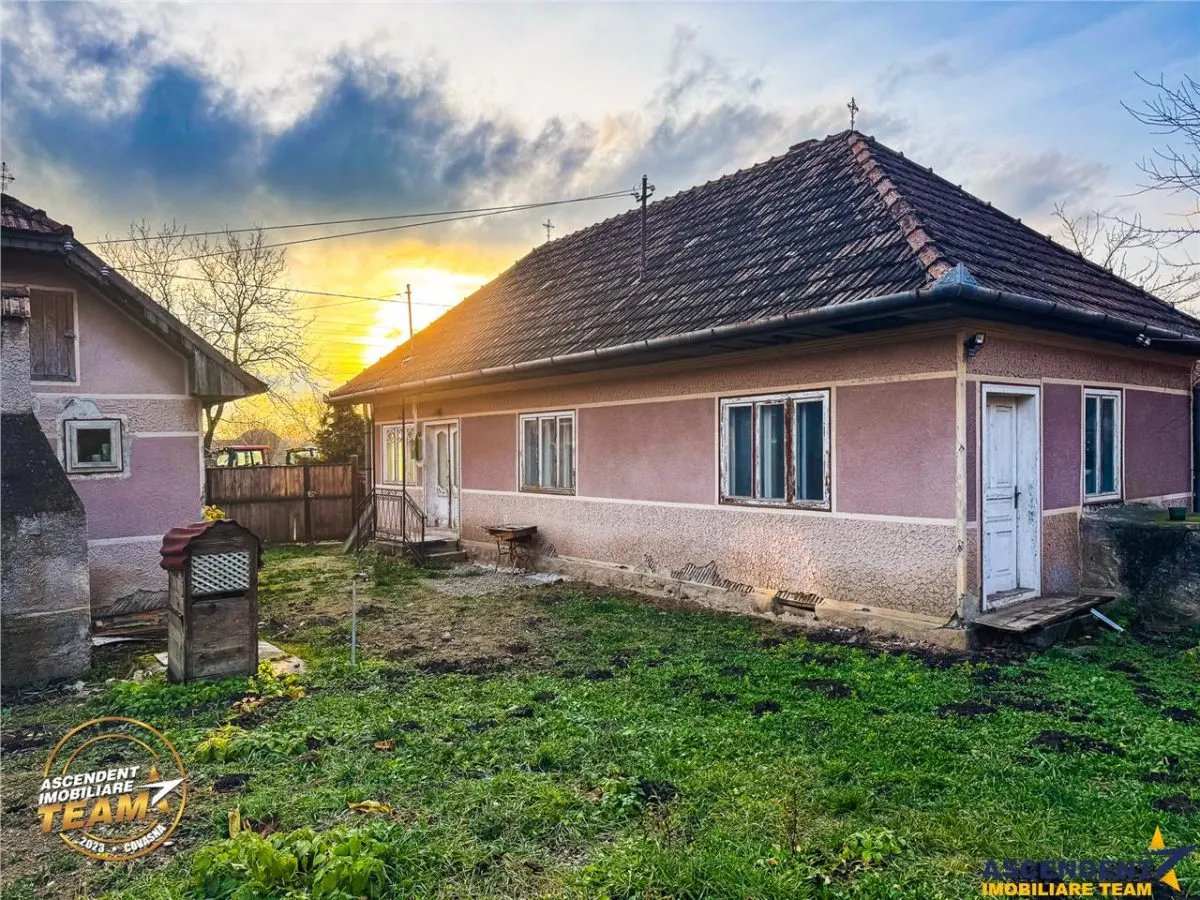 Casa rustica, cu teren roditor de peste 1.000mp, Sanzaieni, Covasna - foto 17