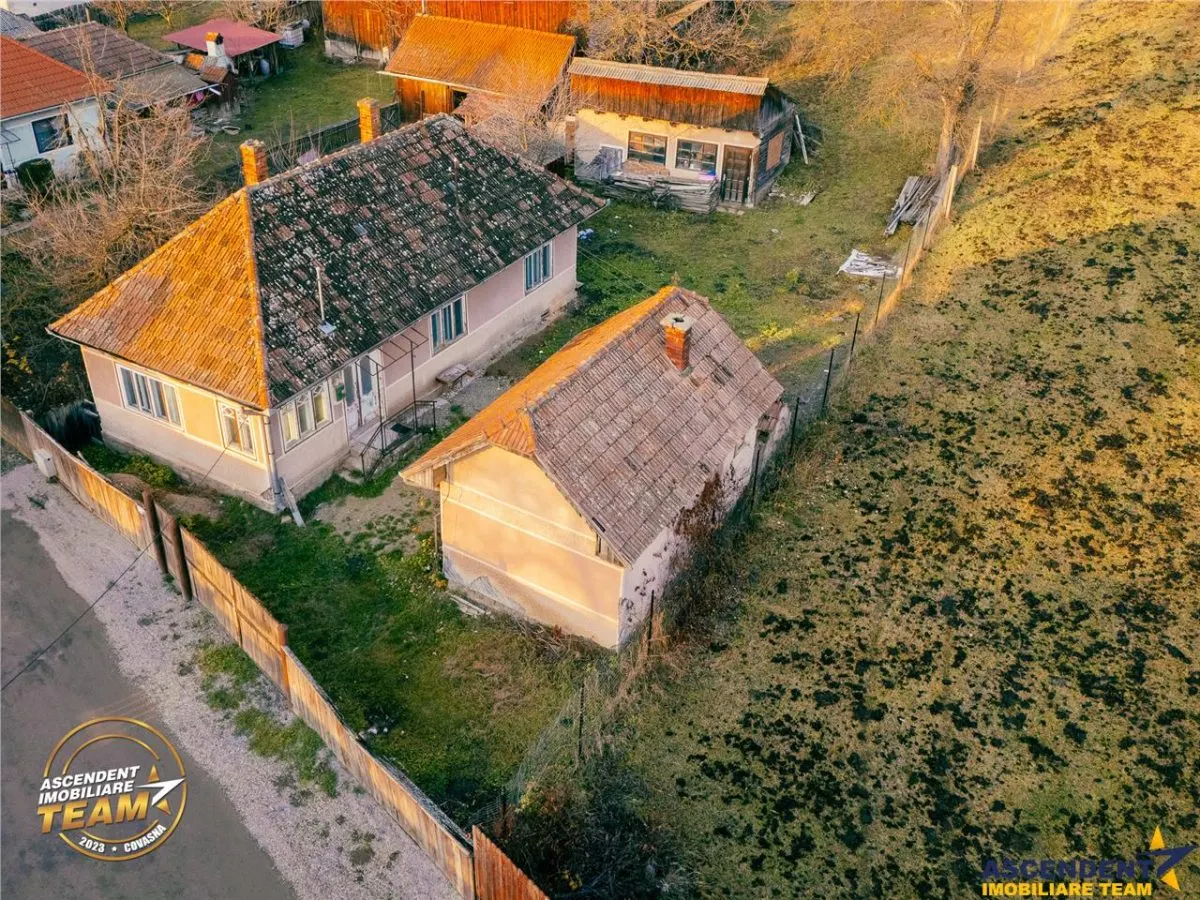 Casa rustica, cu teren roditor de peste 1.000mp, Sanzaieni, Covasna - foto 21