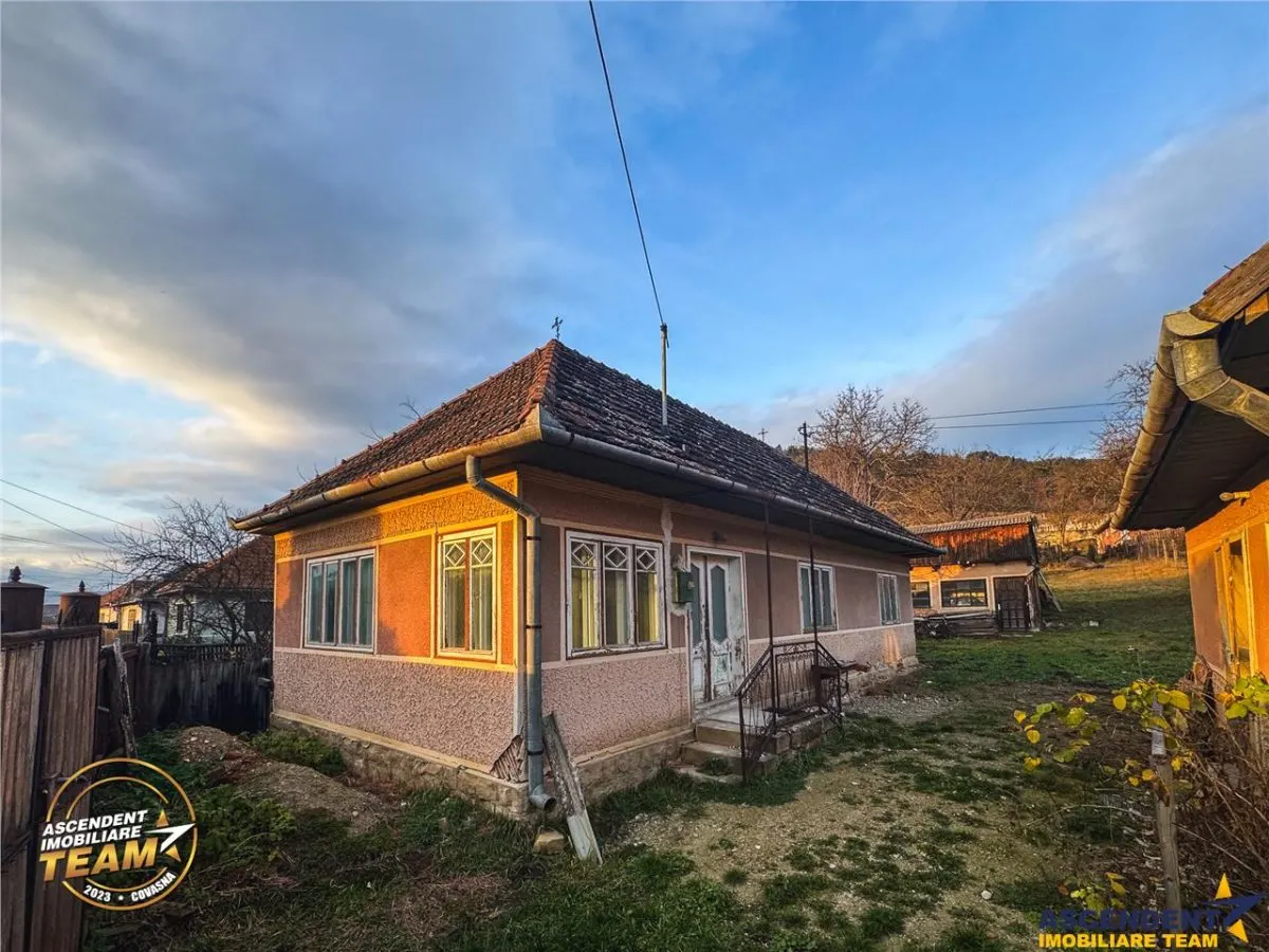 Casa rustica, cu teren roditor de peste 1.000mp, Sanzaieni, Covasna - foto 22