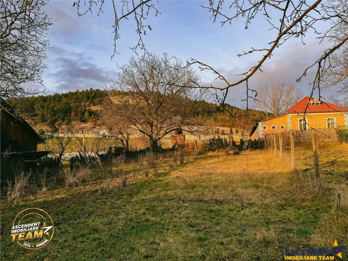 Casa rustica, cu teren roditor de peste 1.000mp, Sanzaieni, Covasna - foto 25