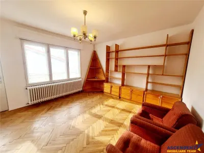 Nivel in  vila, 4 camere, cu garaj, curte proprie, Central, Brasov - foto 10