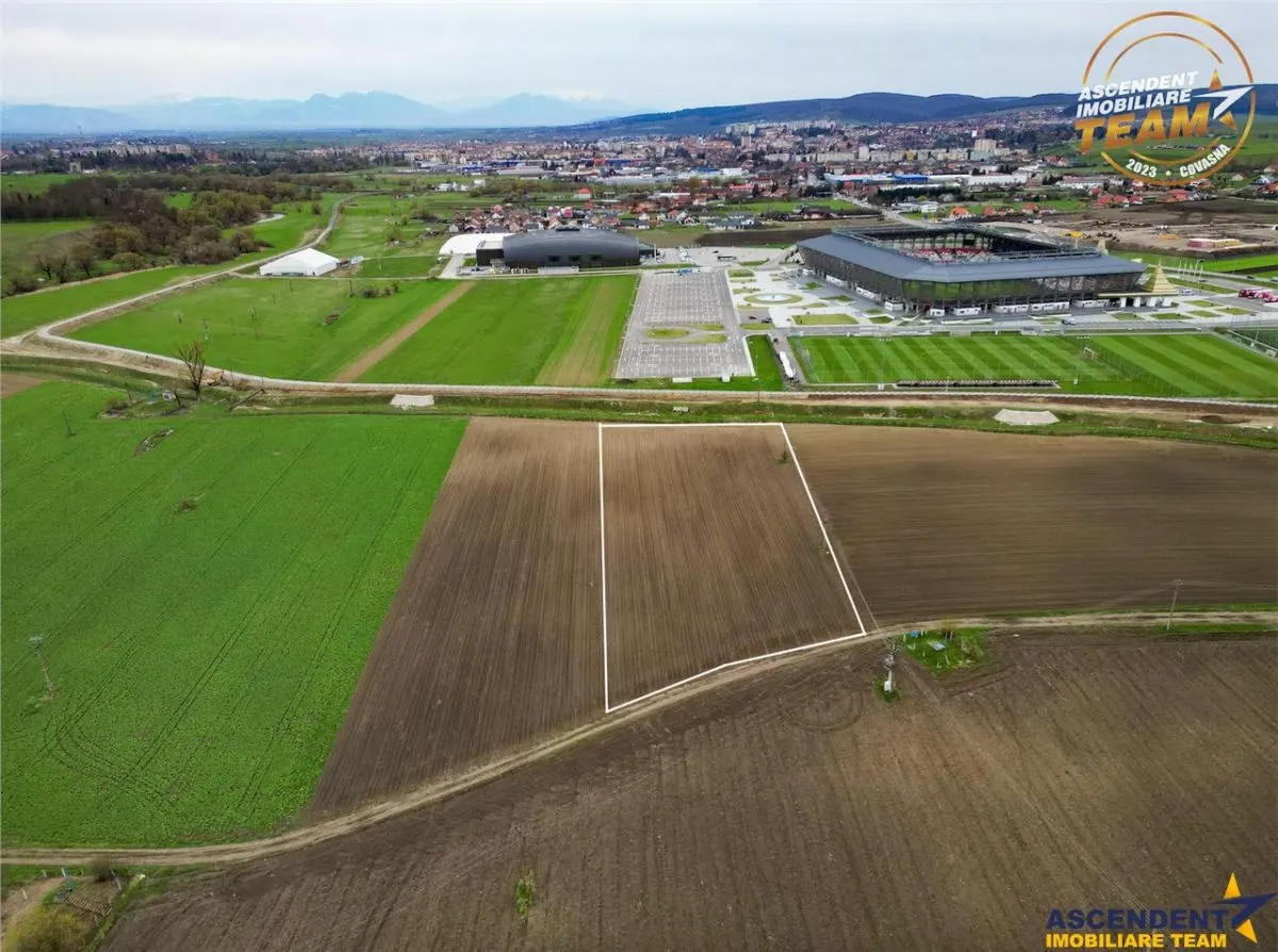 FILM! Teren intravilan cu potential ridicat - zona Sepsi Arena, Arcus, Covasna - foto 1