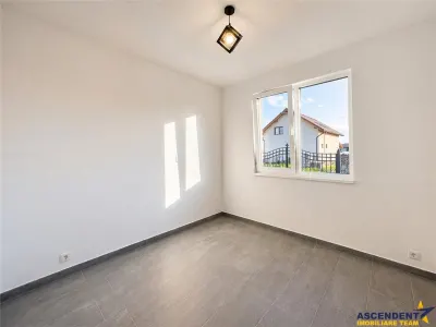 Resedinta rafinata&luminoasa, in cel mai nou cartier,aria Sepsi Arena: locul unde incepe viitorul tau - foto 4