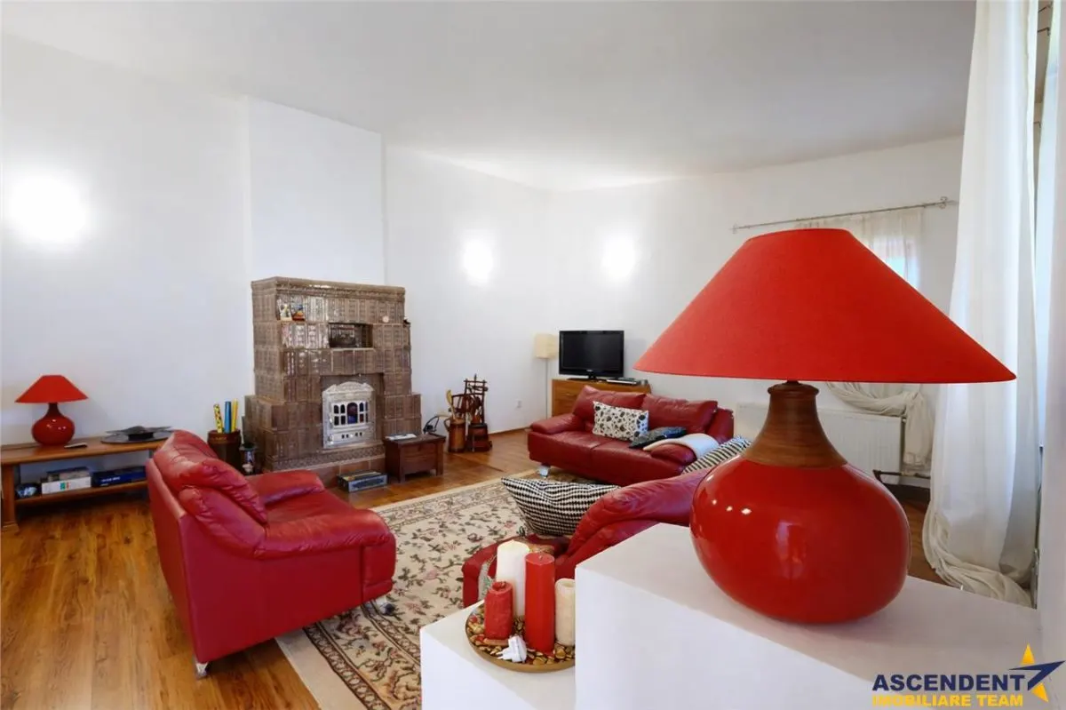 3D!Casa apreciabila,600mp teren,decor incantator, Rucar. Bran,Brasov - foto 18