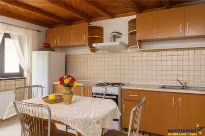 3D!Casa apreciabila,600mp teren,decor incantator, Rucar. Bran,Brasov - foto 4