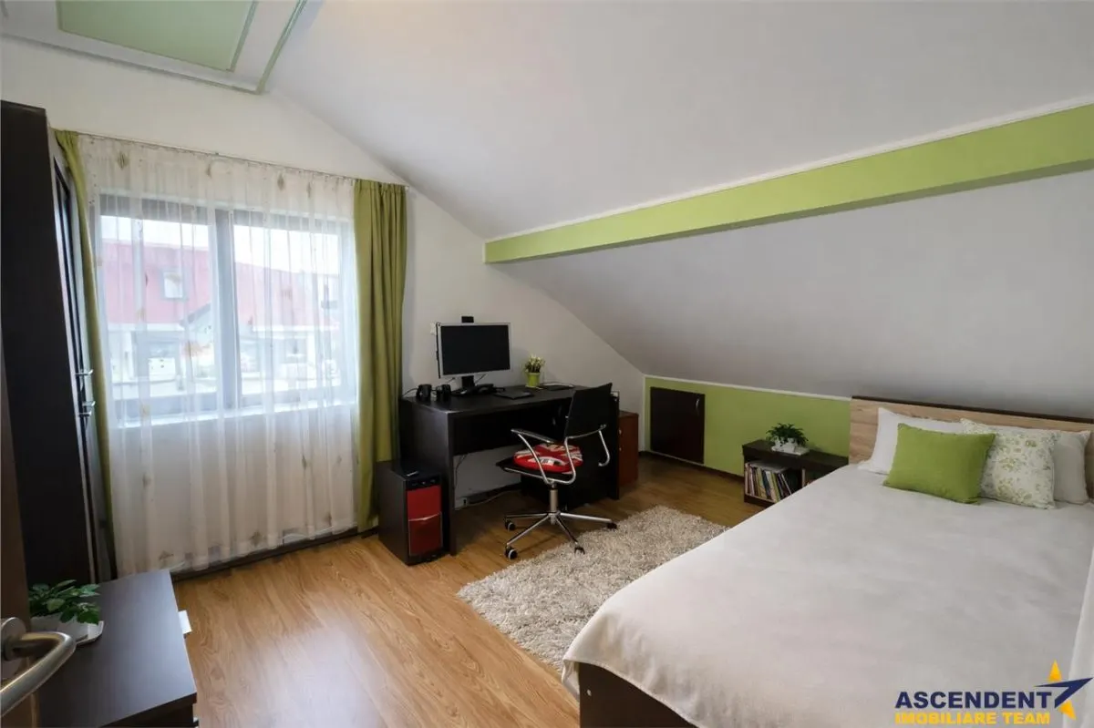 Vila spatioasa in Sancraiu, 2 intrari, foisor, parcare,5 minute de Targu Mures. - foto 9