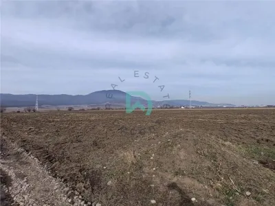 Teren intravilan Industrial, 38800 mp, cu Autorizatie de Construire, Codlea Brasov - foto 9