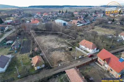 Teren cu proiect aprobat si utilitati:start ideal pentru casa ta in Aninoasa - foto 3