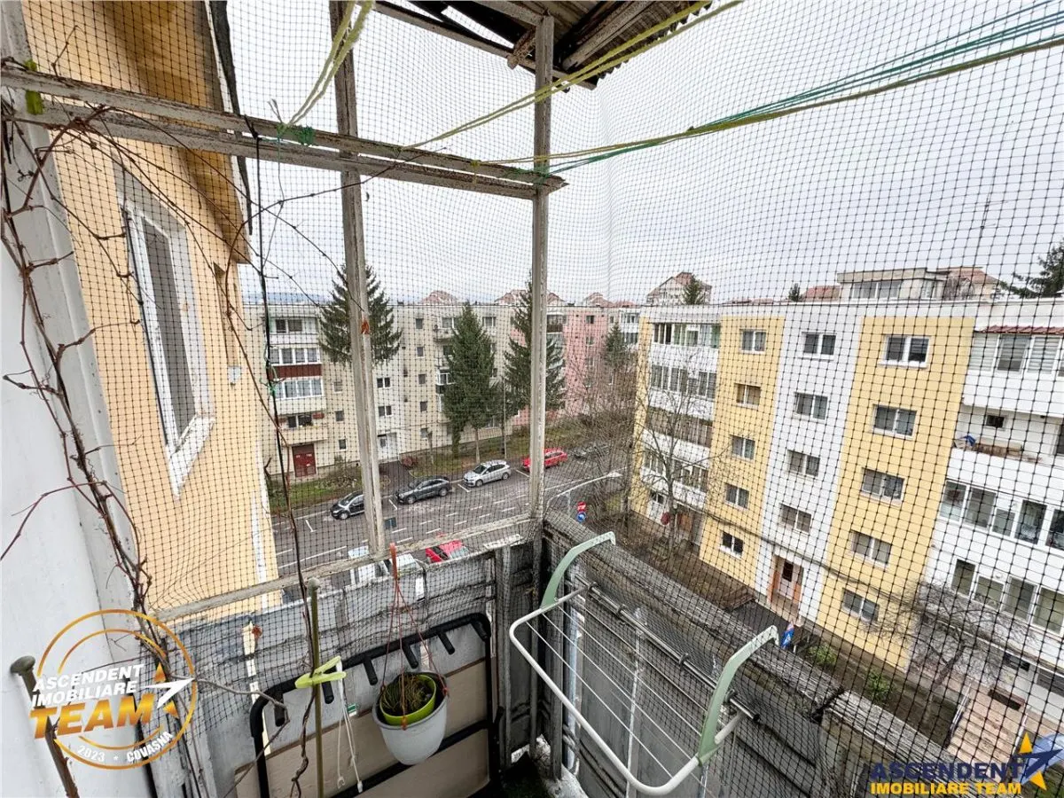 FILM&TUR 3D!! Apartament cu 3 camere luminos, loc parcare, zona Lenin, Sfantu Gheorghe - foto 12