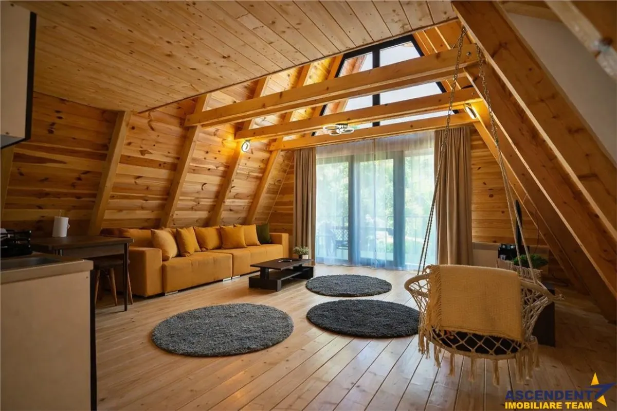 In incantare peisagistica,rafinata cabana, echipata,Moieciu,Bran,Brasov - foto 10