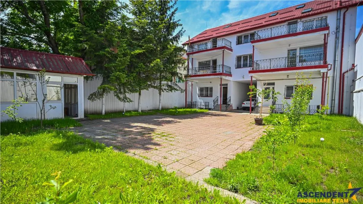 FILM&3D!Casa arhitectura flexibila:2 unitati,500mp teren,locuri parcare,Central, Brasov - foto 1